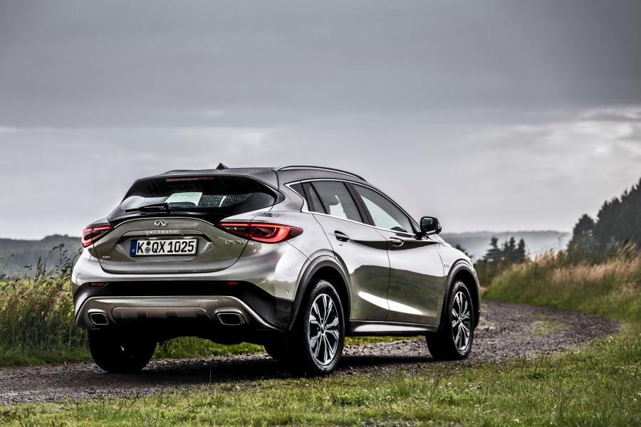  Infiniti QX30 2.2d AWD 2016 года  (WW) (фото 5 из 38)